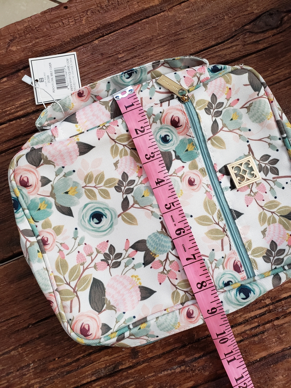 Mary Square Peach Floral Bible Cover - Picture 8 of 8
